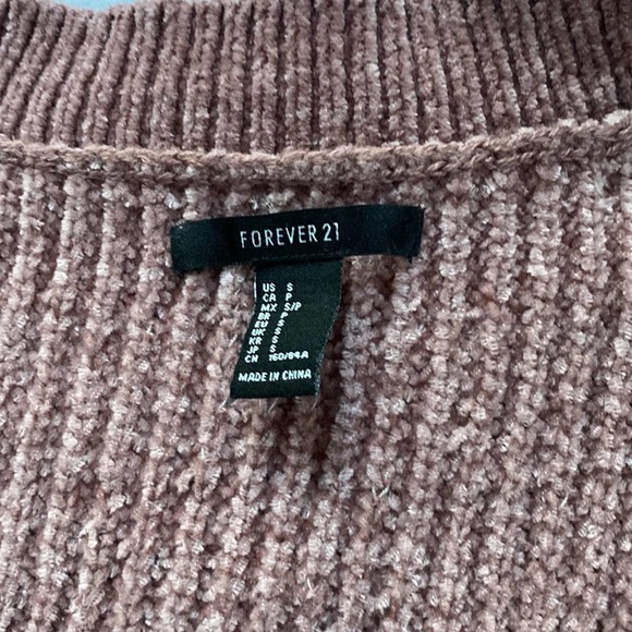 Forever 21 Pink Knit Sweater Size S/P - Picture 3 of 6